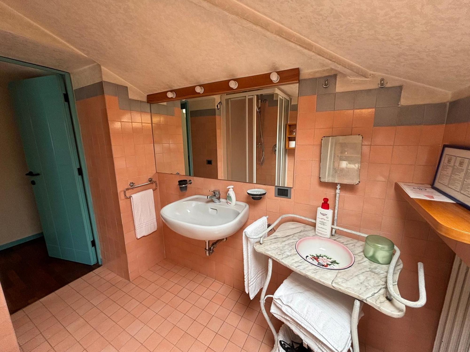 베로나 Attico Di Charme B&B 외부 사진